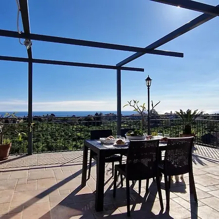 Casa Mariano Holiday home